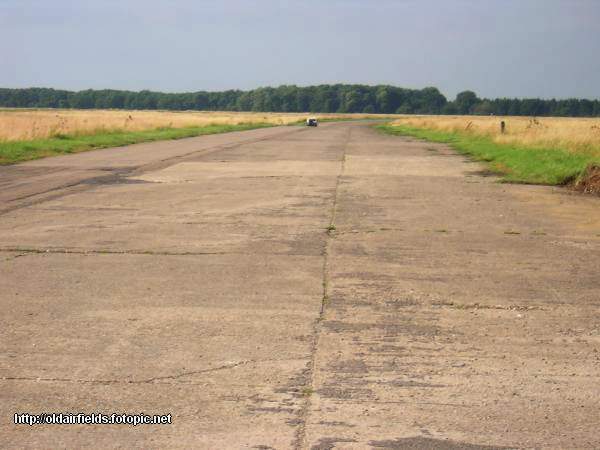 eastern perimeter track 
